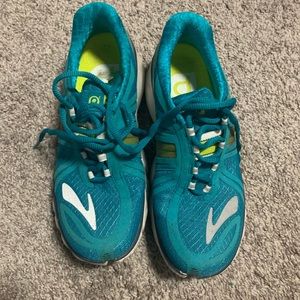 Brooks pure cadence shoes